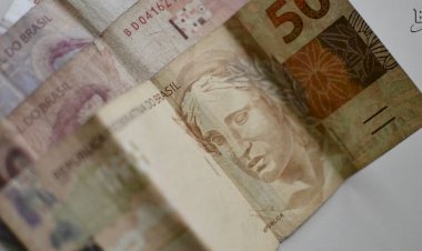 Governo prevê 1,5% do PIB em alta de receitas com fim de desonerações e de efeito da tese do século