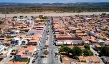 Xique-Xique fica totalmente sem energia e ex-prefeito solicita intervenção de Jerônimo após quedas frequentes