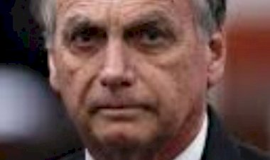 Ex-presidente Jair Bolsonaro é hospitalizado em unidade privada no DF