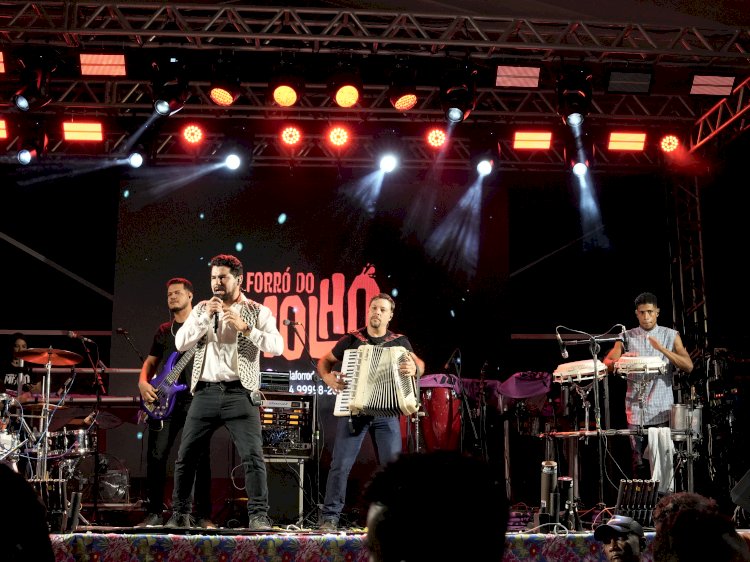 São João de Ibititá encanta público com shows e grande organização; destaque para a apresentação de Beatriz Andrade