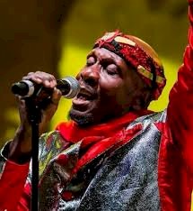 Jimmy Cliff, lenda do reggae, morre aos 81 anos
